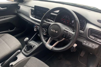 Vehicle Thumbnail 12