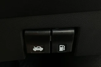 Vehicle Thumbnail 26