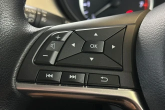 Vehicle Thumbnail 28