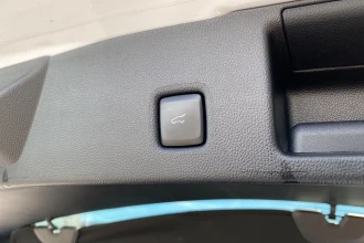 Vehicle Thumbnail 24