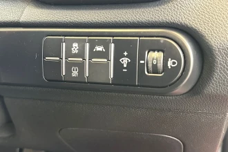 Vehicle Thumbnail 25