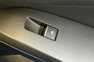 Vehicle Thumbnail 44