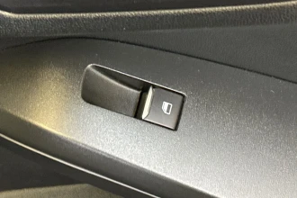 Vehicle Thumbnail 26