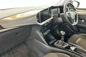Vehicle Thumbnail 14