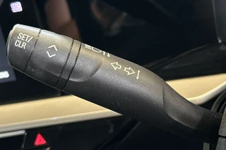 Vehicle Thumbnail 25