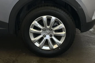 Vehicle Thumbnail 11