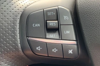 Vehicle Thumbnail 35