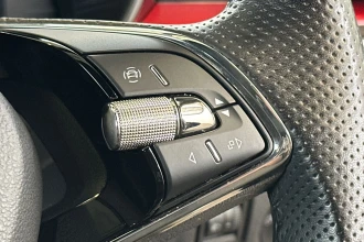 Vehicle Thumbnail 26