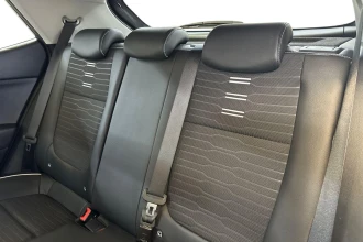 Vehicle Thumbnail 16