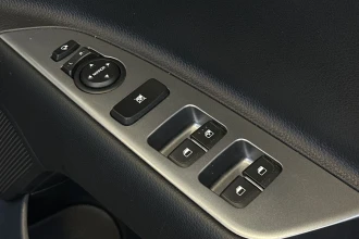 Vehicle Thumbnail 24