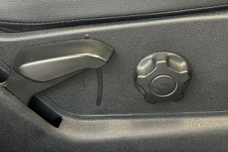 Vehicle Thumbnail 23