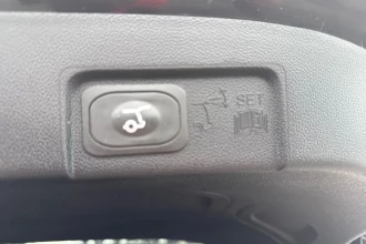Vehicle Thumbnail 18
