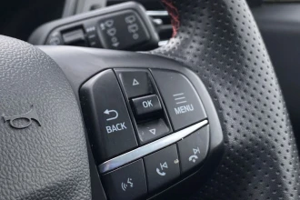 Vehicle Thumbnail 32