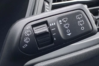 Vehicle Thumbnail 35