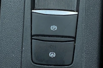 Vehicle Thumbnail 36
