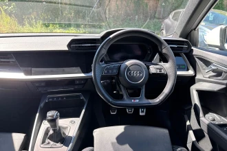 Vehicle Thumbnail 25