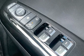 Vehicle Thumbnail 30