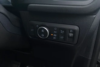 Vehicle Thumbnail 38