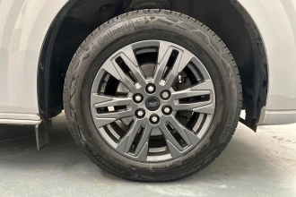 Vehicle Thumbnail 24