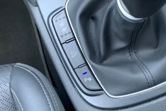 Vehicle Thumbnail 18
