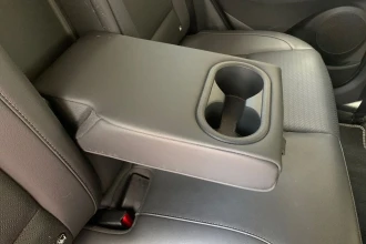 Vehicle Thumbnail 30