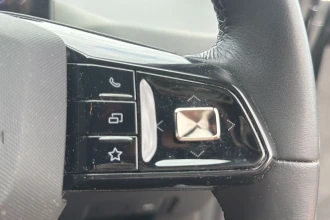 Vehicle Thumbnail 32