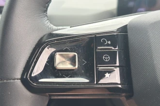Vehicle Thumbnail 33