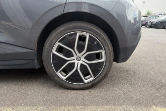 Vehicle Thumbnail 11