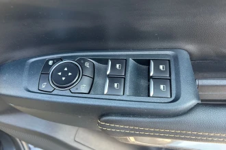 Vehicle Thumbnail 10