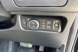 Vehicle Thumbnail 11