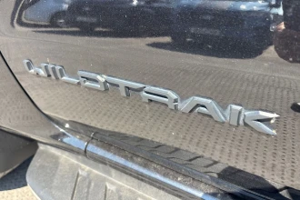 Vehicle Thumbnail 8