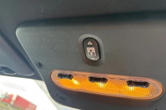 Vehicle Thumbnail 30