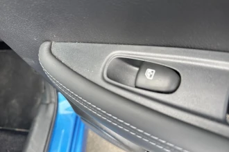 Vehicle Thumbnail 33