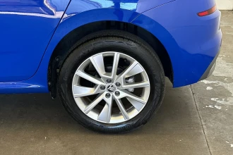 Vehicle Thumbnail 11