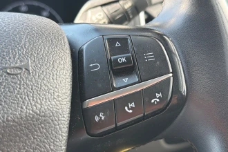 Vehicle Thumbnail 30