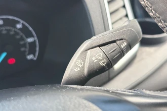 Vehicle Thumbnail 32