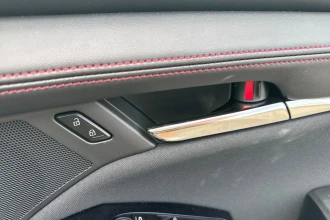 Vehicle Thumbnail 33