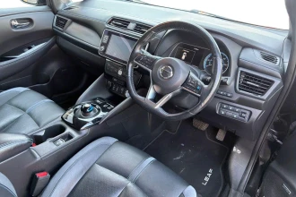 Vehicle Thumbnail 12
