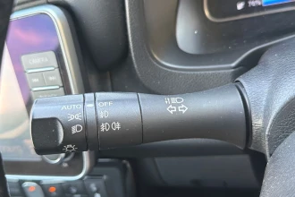 Vehicle Thumbnail 32