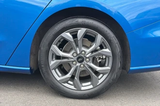 Vehicle Thumbnail 11