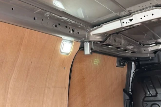 Vehicle Thumbnail 18