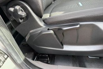 Vehicle Thumbnail 26