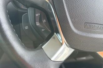 Vehicle Thumbnail 34