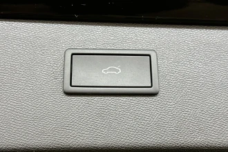 Vehicle Thumbnail 19