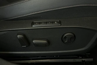 Vehicle Thumbnail 26