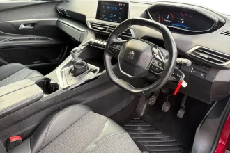 Vehicle Thumbnail 12