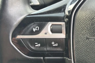 Vehicle Thumbnail 30