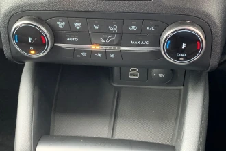 Vehicle Thumbnail 44
