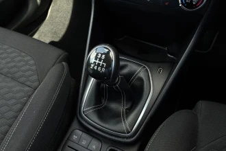 Vehicle Thumbnail 44