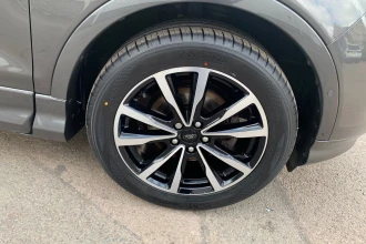 Vehicle Thumbnail 18